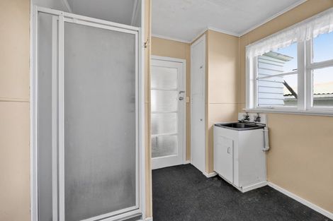 Photo of property in 198 Beaconsfield Road, Midhirst, Stratford, 4394