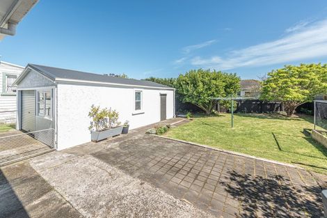 Photo of property in 5 Hurworth Place, College Estate, Whanganui, 4500