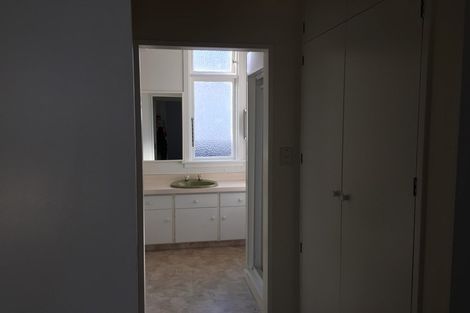 Photo of property in 174 Victoria Road, Saint Clair, Dunedin, 9012