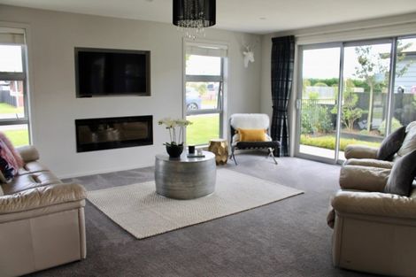 Photo of property in 5 Talboys Drive, Winton, 9720