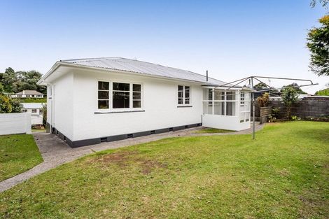 Photo of property in 19a Lorna Street, Lynmouth, New Plymouth, 4310
