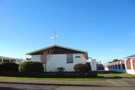 Photo of property in 11 Maltby Street, Waikiwi, Invercargill, 9810