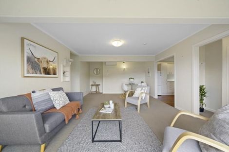 Photo of property in 15a Fitzroy Street, Papatoetoe, Auckland, 2104