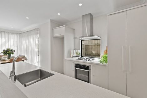 Photo of property in 60 Matairangi Avenue, Totara Heights, Auckland, 2105