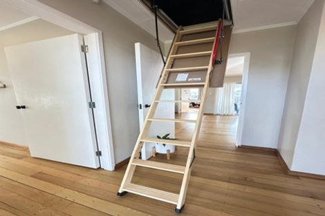 Photo of property in 1/11 Hill Crescent, New Lynn, Auckland, 0600