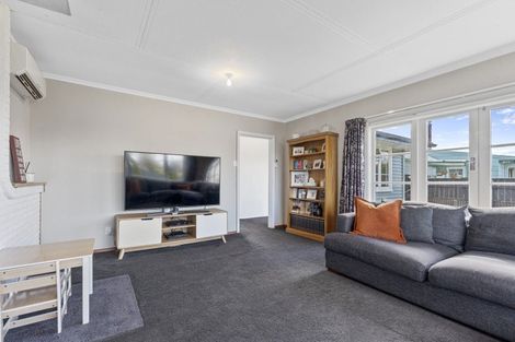 Photo of property in 8 Victoria Avenue, Pahiatua, 4910