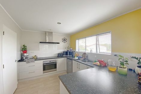 Photo of property in 1/9 Barcroft Place, Clendon Park, Auckland, 2103