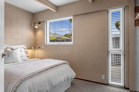 Photo of property in 19 Kent Lodge Avenue, Avonhead, Christchurch, 8042