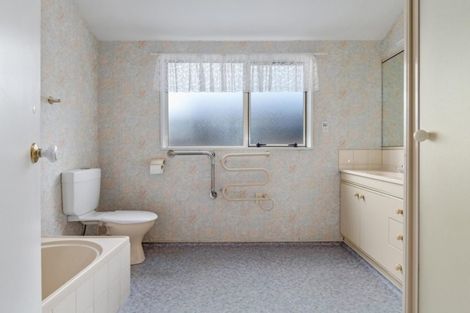 Photo of property in 104c Edgecumbe Road, Tauranga South, Tauranga, 3112