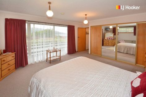 Photo of property in 303 Brockville Road, Brockville, Dunedin, 9011