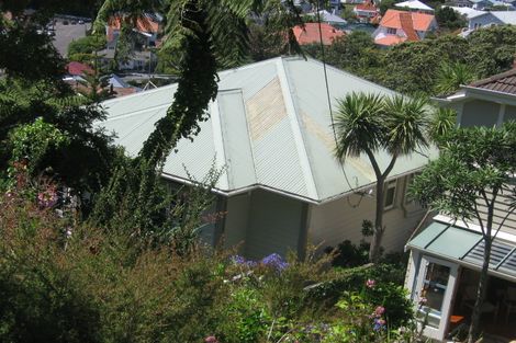Photo of property in 23 Mariri Road, Kelburn, Wellington, 6012