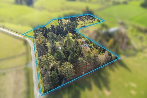 Photo of property in 186 Summerhill Road, Cust, Rangiora, 7471