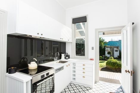 Photo of property in 108 Stafford Street, Whataupoko, Gisborne, 4010