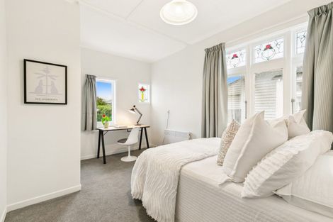 Photo of property in 36 Stone Street, Miramar, Wellington, 6022