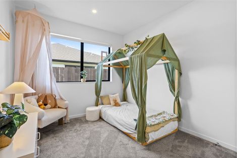 Photo of property in 11 Cutfield Lane, Kumeu, 0810