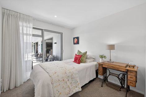 Photo of property in 124a Centaurus Road, Huntsbury, Christchurch, 8022