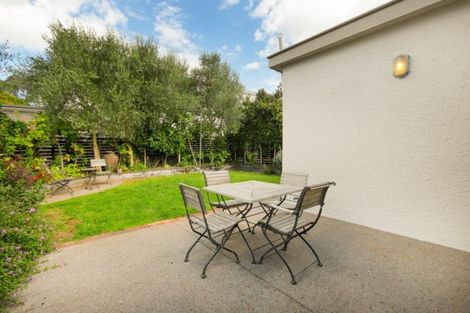 Photo of property in 30 Walker Road, Point Chevalier, Auckland, 1022