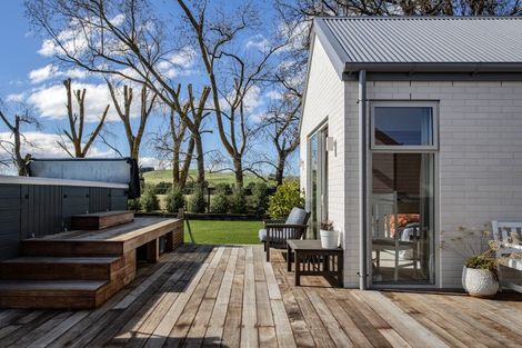 Photo of property in 69b Douglas Road, Amberley, 7410