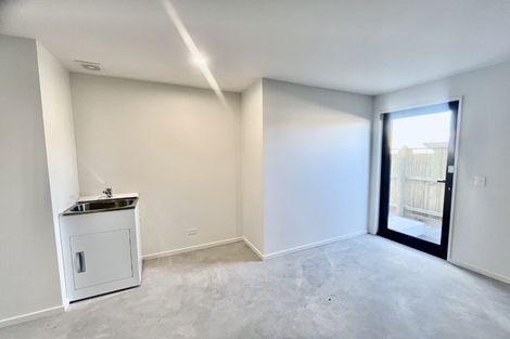 Photo of property in 6 Mehrtens Crescent, Woodend, 7691