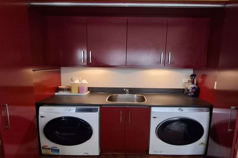 Photo of property in 38 Puriri Street, Riccarton, Christchurch, 8041