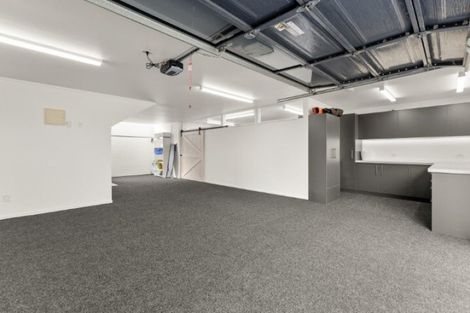 Photo of property in 36 Downing Place, Welcome Bay, Tauranga, 3112