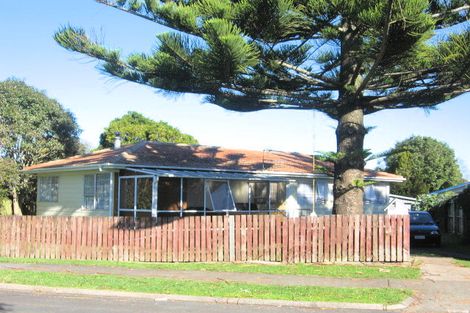 Photo of property in 28 Bedlington Avenue, Manurewa, Auckland, 2102