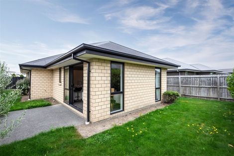 Photo of property in 97 Caulfield Avenue, Halswell, Christchurch, 8025
