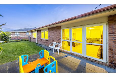 Photo of property in 67h Avenue Road, Otahuhu, Auckland, 1062