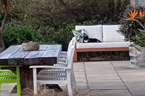 Photo of property in 19-21 Leicester Street, Picton, 7220