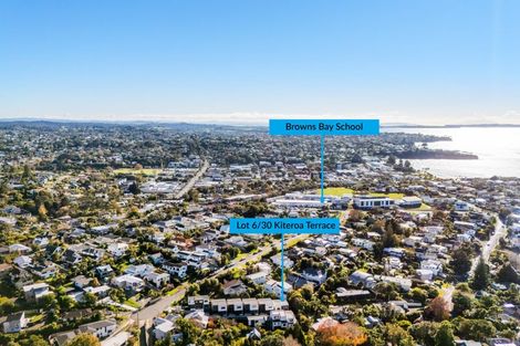 Photo of property in 6/30 Kiteroa Terrace, Rothesay Bay, Auckland, 0630
