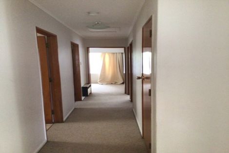 Photo of property in 33 Viewmont Drive, Harbour View, Lower Hutt, 5010