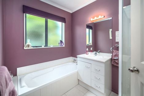 Photo of property in 54 South Belt, Solway, Masterton, 5810