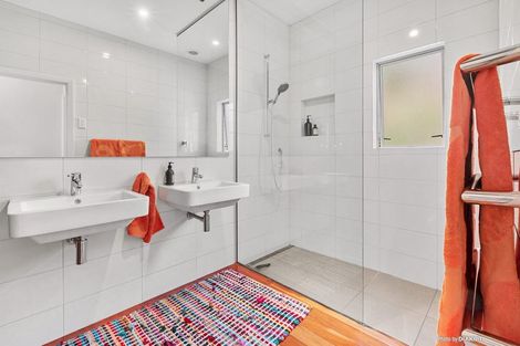 Photo of property in 79 Nevay Road, Miramar, Wellington, 6022