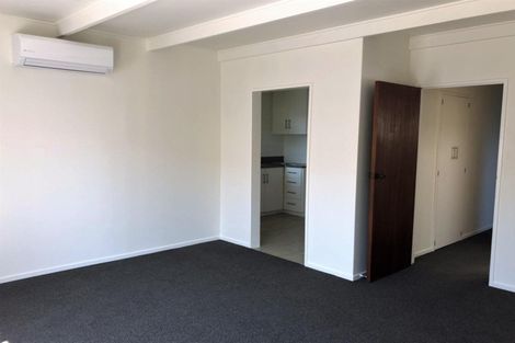 Photo of property in 2/32 Napier Road, Havelock North, 4130