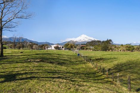 Photo of property in 194 Newall Road, Newall, New Plymouth, 4381