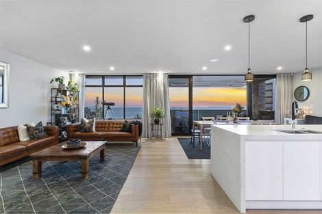 Photo of property in 123a Churchill Road, Rothesay Bay, Auckland, 0630