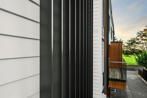 Photo of property in 28b Walker Road, Point Chevalier, Auckland, 1022