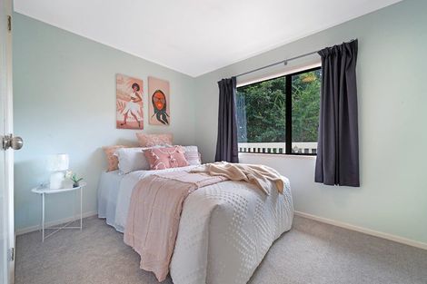 Photo of property in 2/31 Rangeview Road, Sunnyvale, Auckland, 0612