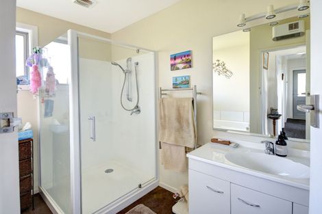 Photo of property in 9 Tweed Street, Kinmont Park, Mosgiel, 9024