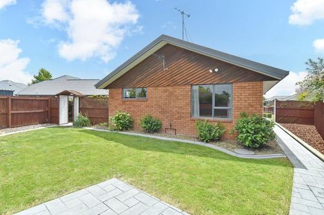 Photo of property in 11 Rowse Street, Rangiora, 7400