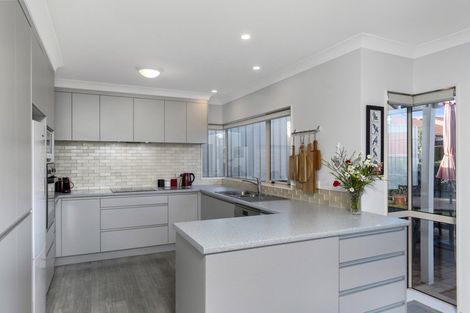 Photo of property in 13 Gleneagles Drive, Aongatete, Katikati, 3178