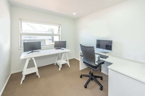 Photo of property in 16 Egmont Street, Patea, 4520