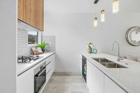 Photo of property in 6 Waihou Crescent, Albany Heights, Auckland, 0632