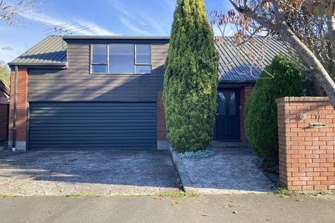 Photo of property in 17 Tintern Avenue, Avonhead, Christchurch, 8042