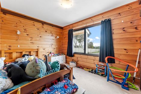 Photo of property in 804 Whangaparaoa Road, Manly, Whangaparaoa, 0930
