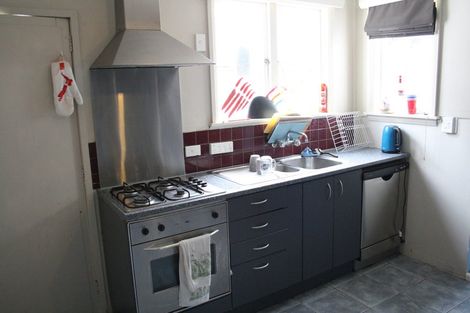 Photo of property in 4 Howard Street, Mount Cook, Wellington, 6021