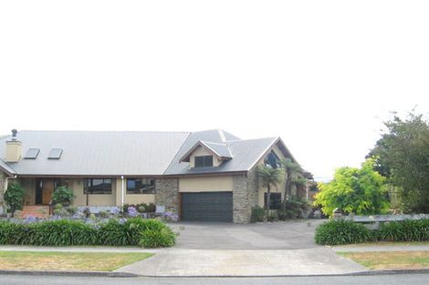 Photo of property in 6 Malcolm Gillies Grove, Totara Park, Upper Hutt, 5018