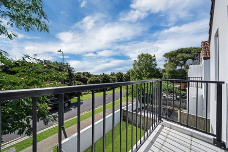 Photo of property in 2/27 Kellaway Drive, East Tamaki, Auckland, 2013