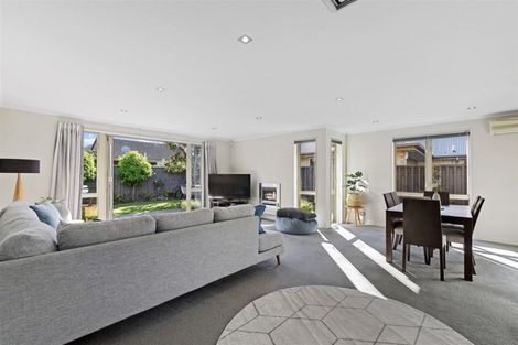 Photo of property in 11 Tainui Street, Somerfield, Christchurch, 8024