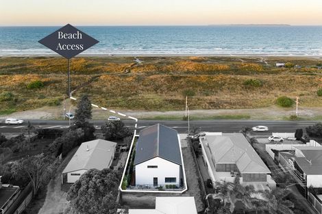Photo of property in 992a Papamoa Beach Road, Papamoa Beach, 3118